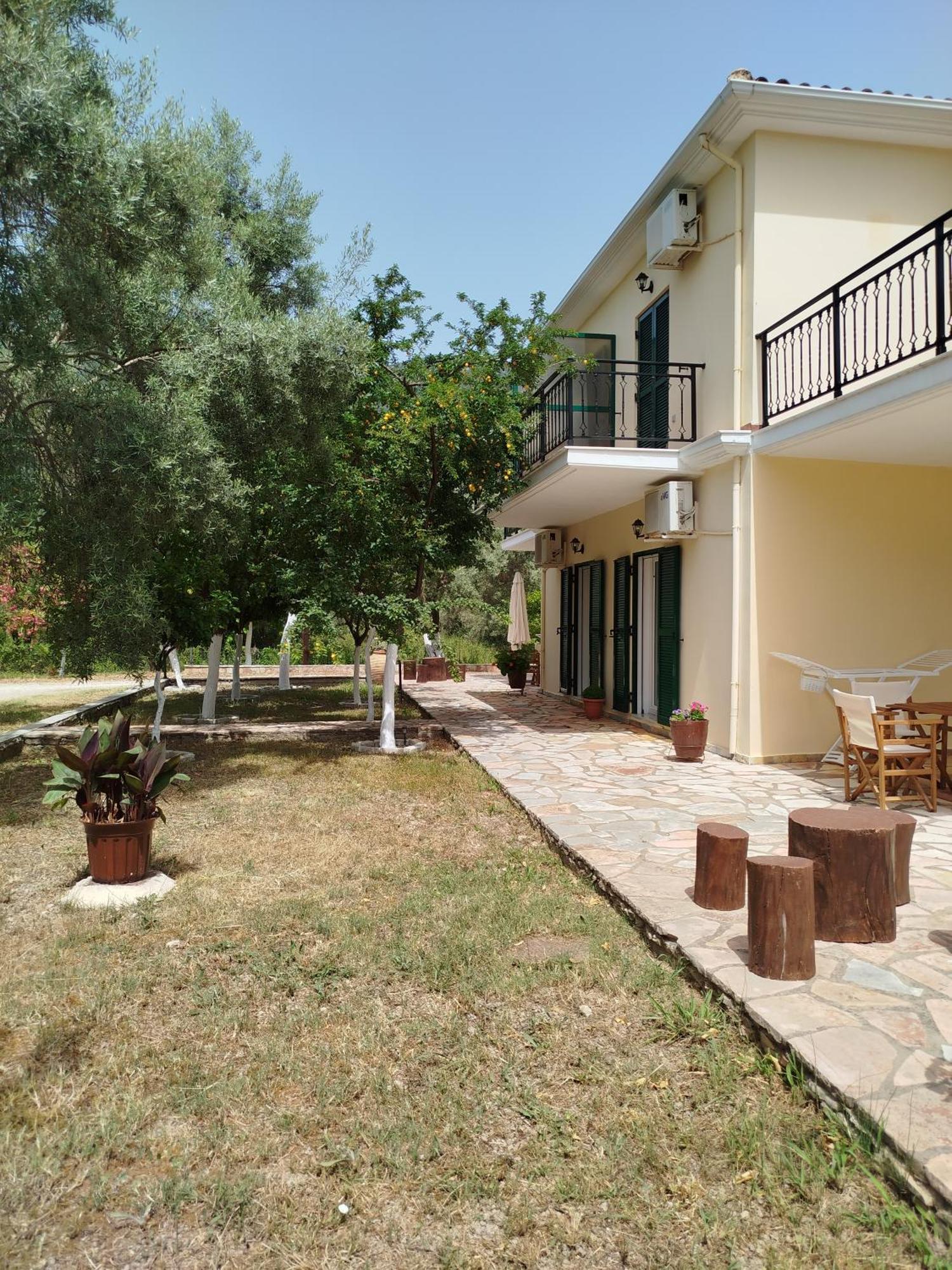 Riverside Αpartments Vasilikí Exteriér fotografie